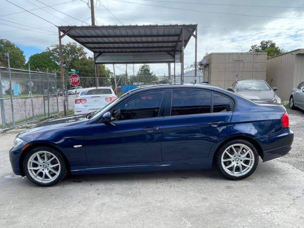 2011 BMW 3 Series 4dr Sdn 328i RWD - - by dealer for sale in Houston, TX – photo 5