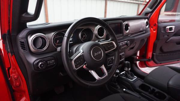 2019 Jeep Wrangler Unlimited Sahara Altitude for sale in Lubbock, TX – photo 8