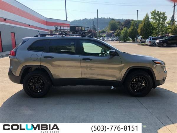 2017 Jeep Cherokee Sport 4x4 - 2014 2015 2016 2019 Off road Forester R for sale in Portland, OR – photo 9