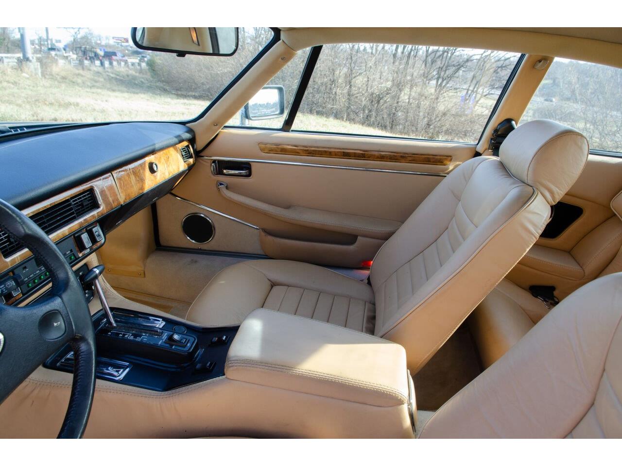 1986 Jaguar XJ for sale in Saint Louis, MO – photo 12