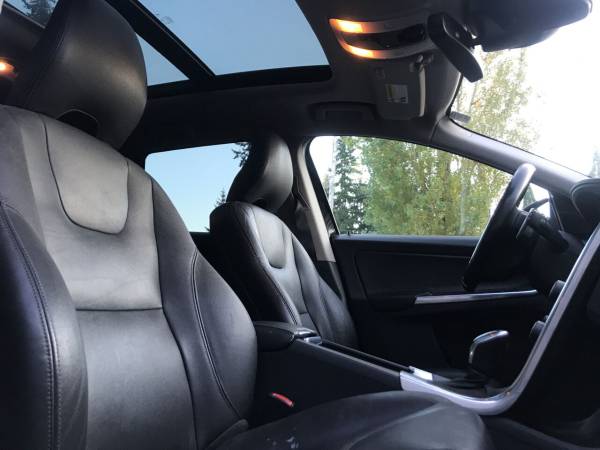 2015 Volvo XC60 All Wheel Drive XC 60 T6 Premier Plus AWD 4dr SUV -... for sale in Lynnwood, WA – photo 6