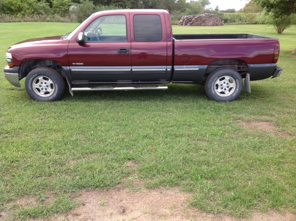 2000 Chevy Silverado Z71 with 166,000 miles for sale in Burnettsville, IN – photo 7