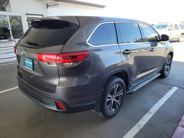 2018 Toyota Highlander FWD 4D Sport Utility/SUV LE for sale in Watsonville, CA – photo 6