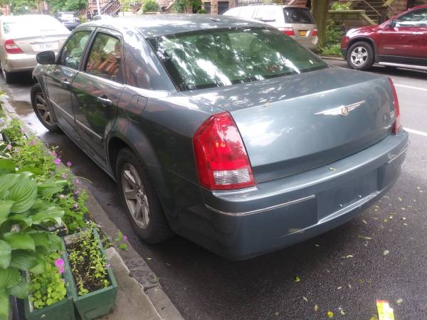 2006 Chrysler 300 for sale for sale in Brooklyn, NY – photo 3