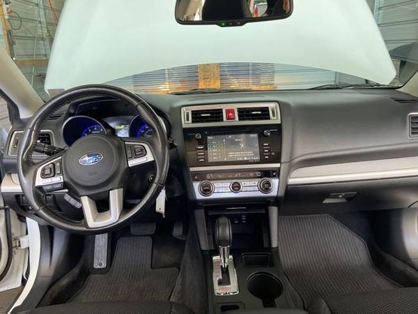 2015 Subaru Outback 2 5i Premium Auto Backup Camera Numerous Carfax for sale in Salem, OR – photo 11