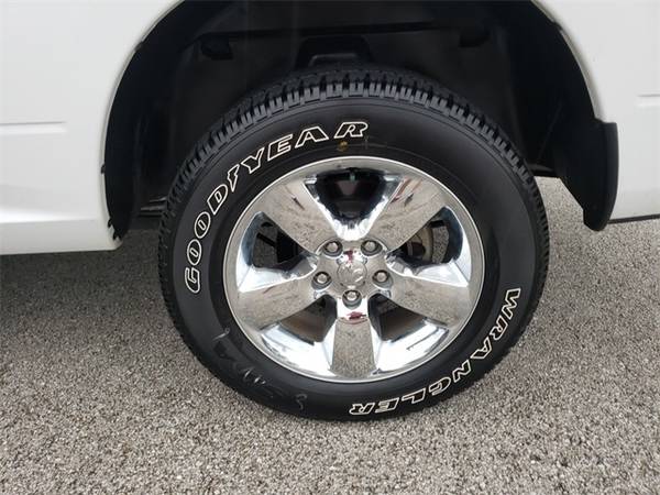 2019 Ram 1500 Classic Big Horn pickup Bright White Clearcoat for sale in Bentonville, AR – photo 7