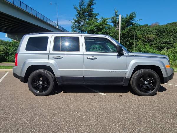 2014 Jeep Patriot High Altitude/latitude - - by dealer for sale in Eau Claire, WI – photo 18