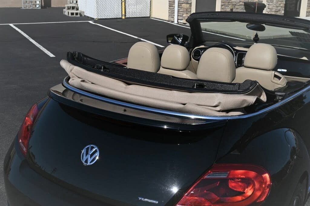 2015 Volkswagen Beetle 1.8T Convertible with Technology for sale in Attleboro, MA – photo 10