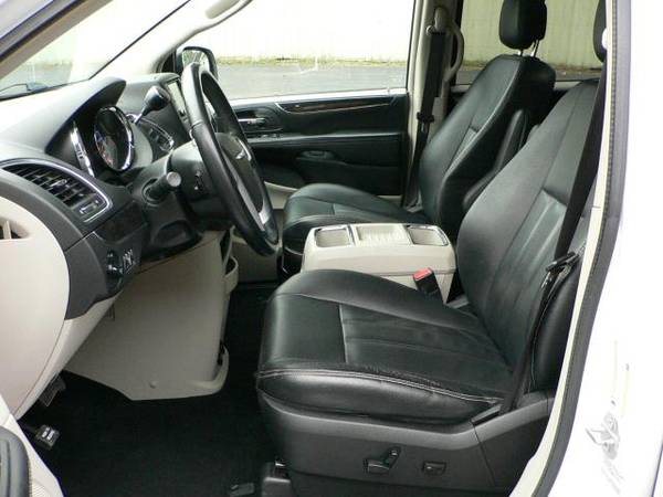 13 Chrysler Town Country Touring, Dodge Caravan. We Finance Every1!... for sale in binghamton, NY – photo 9