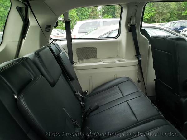 2013 Chrysler Town & Country 4dr Wagon Touring for sale in Woodbridge, District Of Columbia – photo 12