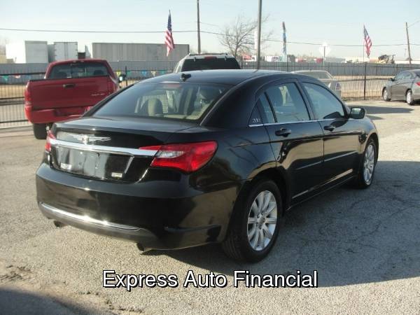 2011 Chrysler 200 4dr Sdn Touring for sale in Grand Prairie, TX – photo 3