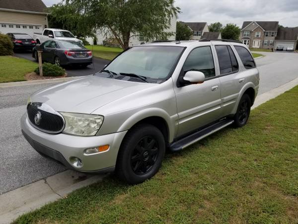 2004 Buick Rainer runs and looks great 2500.00 or best offer for sale in Wilmington, DE – photo 2