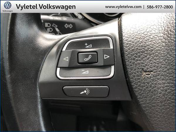 2014 Volkswagen Jetta SportWagen wagon 4dr DSG TDI w/Sunroof -... for sale in Sterling Heights, MI – photo 22