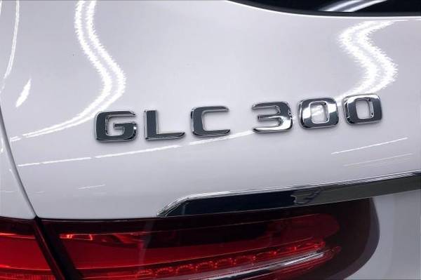 2018 Mercedes-Benz GLC GLC 300 - EASY APPROVAL! - - by for sale in Honolulu, HI – photo 7