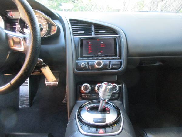 2014 Audi R8 V8 *EASY APPROVAL* for sale in San Rafael, CA – photo 18