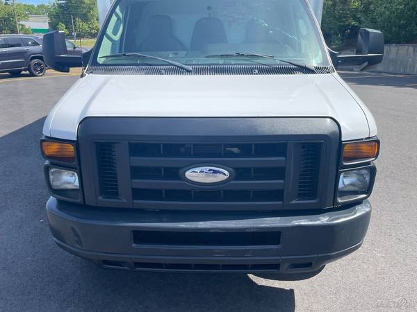 2014 Ford E-350 XL 16ft Delivery Box Van Gas Rear Ramp SKU: 14175 for sale in maine, ME – photo 9