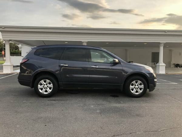 2014 Chevrolet Traverse LS (LOW MILEAGE,CLEAN CARFAX,CLEAN TITLE) for sale in Smyrna, TN – photo 3