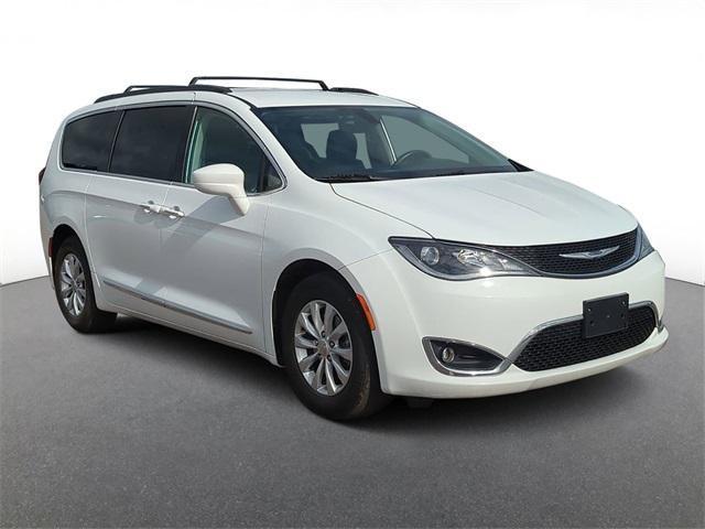 2017 Chrysler Pacifica Touring-L for sale in Troy, MI – photo 8