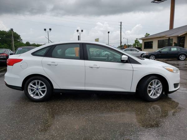 2018 *Ford* *Focus* *SE Sedan* White for sale in Mobile, AL – photo 20