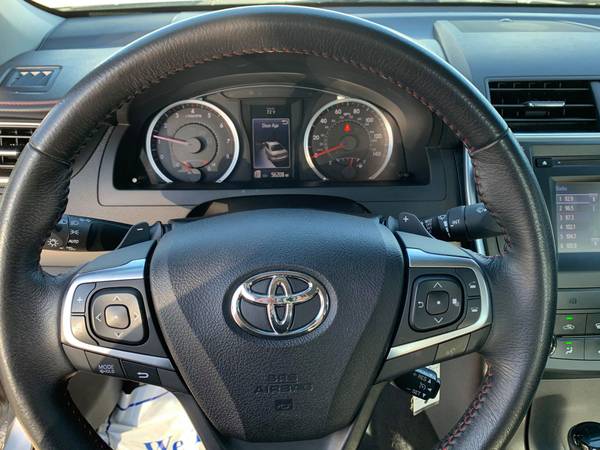 2017 Toyota Camry SE 55, 989 miles www smithburgs com for sale in Fairfield, IA – photo 7