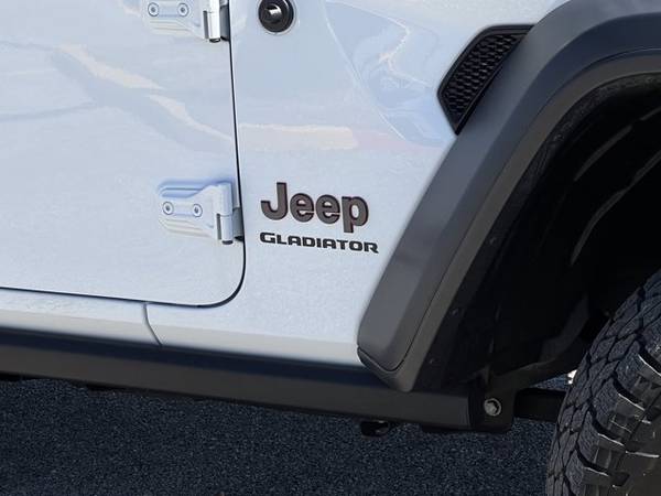 2020 Jeep Gladiator Rubicon - - by dealer - vehicle for sale in San Antonio, TX – photo 5