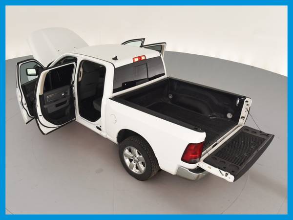 2018 Ram 1500 Crew Cab Big Horn Pickup 4D 5 1/2 ft pickup White for sale in Chillicothe, OH – photo 17