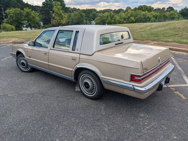 1991 Chrysler Imperial for sale in Richmond , VA – photo 5