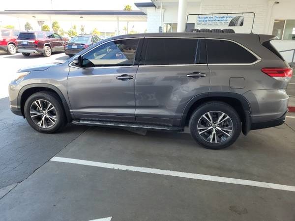 2018 Toyota Highlander FWD 4D Sport Utility/SUV LE for sale in Watsonville, CA – photo 3