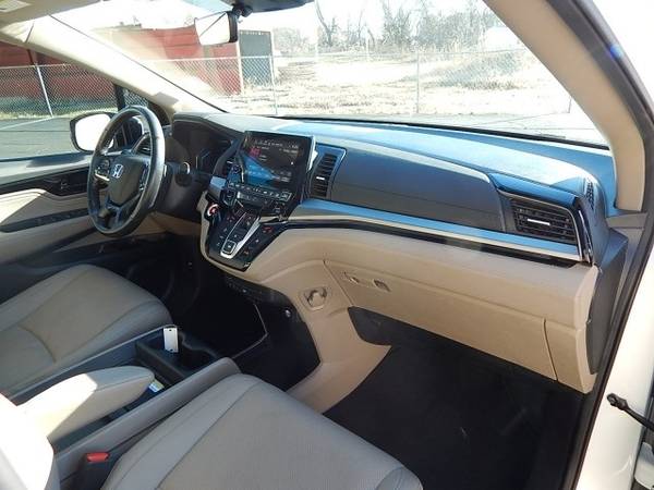 2018 Honda Odyssey Elite - - by dealer - vehicle for sale in Tulsa, OK – photo 21