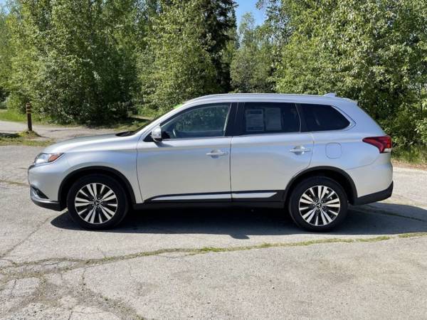 2020 Mitsubishi Outlander SEL - - by dealer - vehicle for sale in Anchorage, AK – photo 2