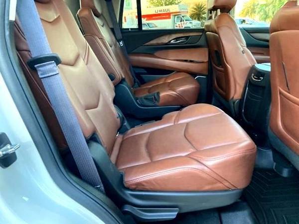 2015 Cadillac Escalade Luxury - EVERYBODY RIDES! for sale in Metairie, LA – photo 16