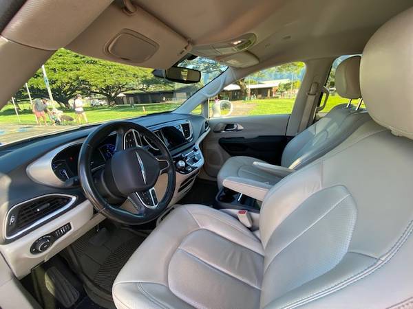 2019 Chrysler Pacifica Electric Hybrid Anniv Ed below KBB for sale in Honolulu, HI – photo 6