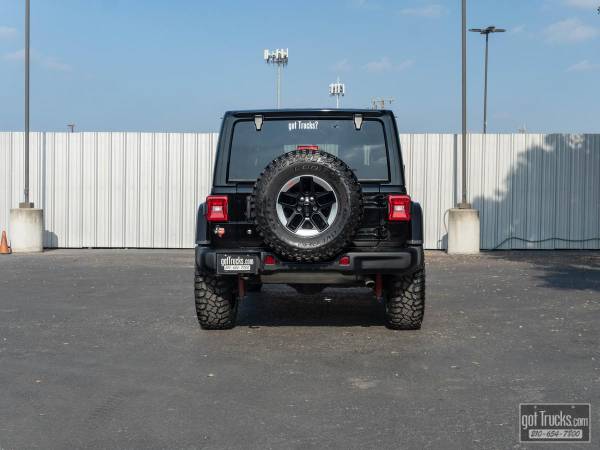 2018 Jeep Wrangler Unlimited Rubicon 4x4 - - by dealer for sale in San Antonio, TX – photo 4