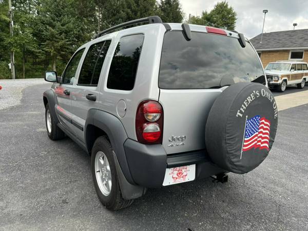 2007 Jeep Liberty Sport 4x4 Bright Silver Meta for sale in Johnstown , PA – photo 6