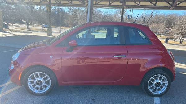 2012 Fiat 500 Pop ( EXTRA CLEAN ) for sale in Shawnee, MO – photo 2