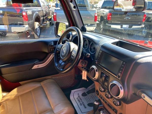 2012 Jeep Wrangler 4WD Sahara Leather Lets Trade Text Offers Te for sale in Knoxville, TN – photo 11