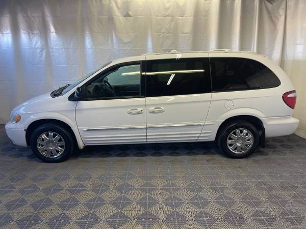 AWD 2004 Chrysler Town & Country Limited Minivan for sale in polson, MT – photo 8