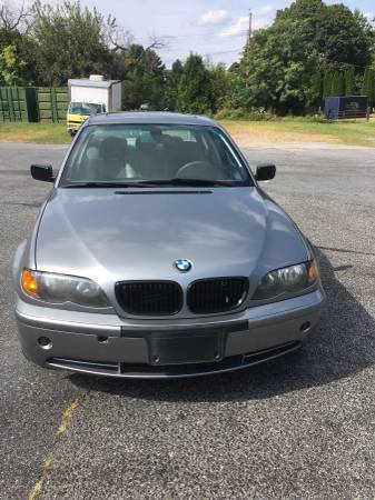 2004’Bmw 330Xi Sedán very clean for sale in Glyndon, MD – photo 2