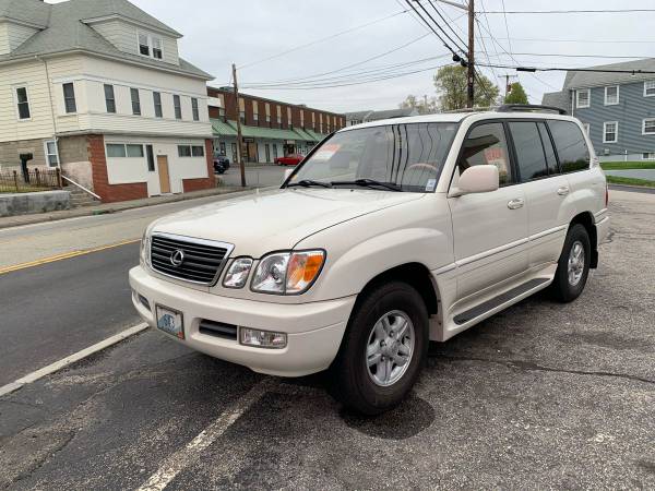 2000 Lexus LX 470 1 Owner Low Miles White for sale in North Providence, RI – photo 2