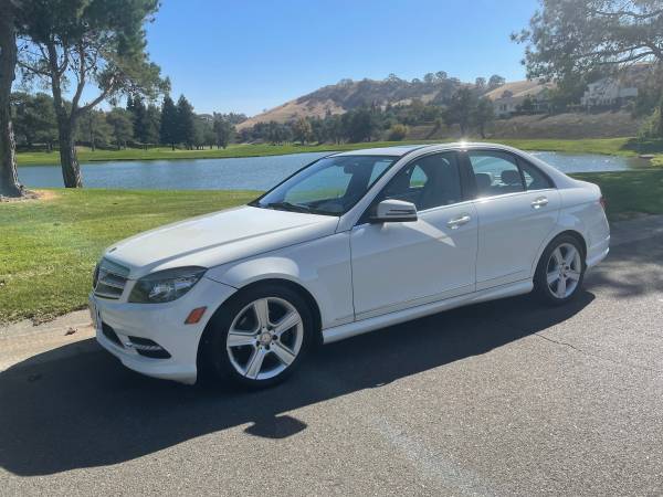 2011 Mercedes Benz c300 sport sedan clean tittle new smogg like for sale in Fairfield, CA