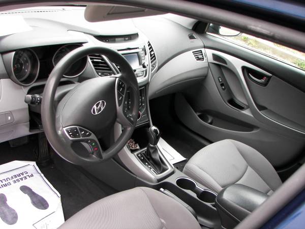 2015 HYUNDAI ELANTRA SE - cars & trucks - by dealer - vehicle... for sale in Pittsburgh, PA – photo 9