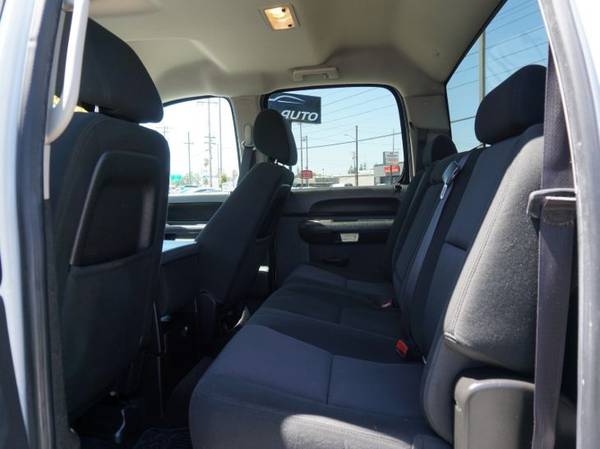 2014 Chevrolet Silverado 2500HD 4WD Diesel 4x4 Chevy Truck LT Pickup for sale in Sacramento, NV – photo 17