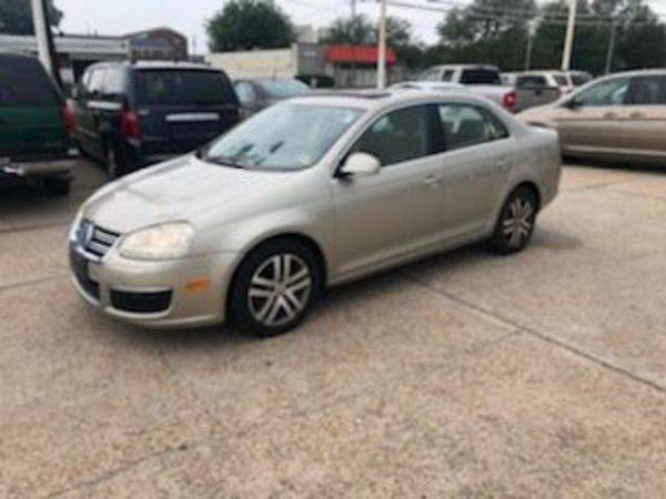 2005 Volkswagen NEW JETTA 2.5L OPTION PACKAGE 1 WHOLESALE PRICES USAA for sale in Norfolk, VA