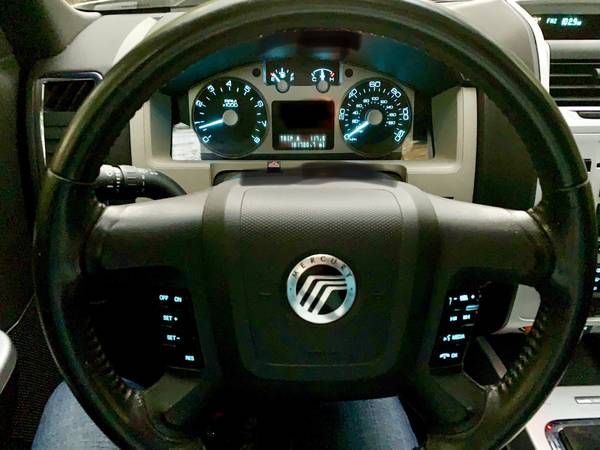 2011 Mercury Mariner Premier-3.0L V6-AWD-Leather-Moonroof for sale in Grass Lake, MI – photo 11