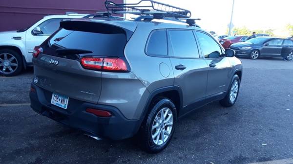 2016 Jeep Cherokee Sport 4WD for sale in South St. Paul, MN – photo 11