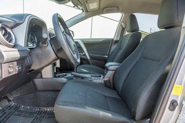 2018 Toyota RAV4 LE SUV for sale in Costa Mesa, CA – photo 15