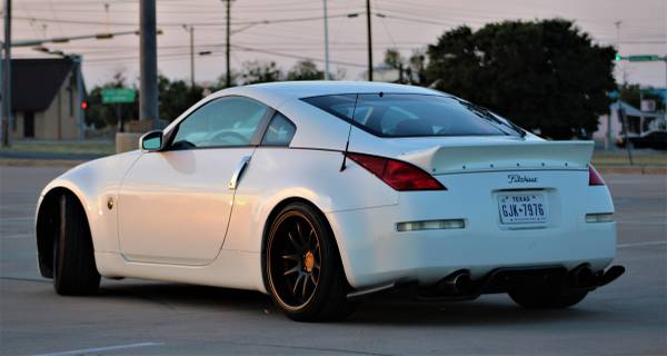2004 Nissan 350z Manual - cars & trucks - by owner - vehicle... for sale in Abilene, TX – photo 4