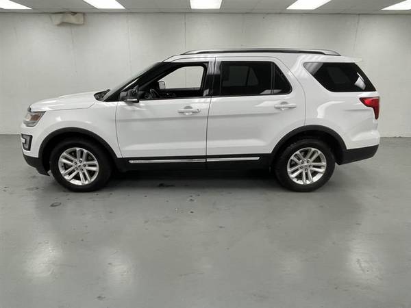 2017 Ford Explorer XLT - - by dealer - vehicle for sale in Saint Marys, OH – photo 6