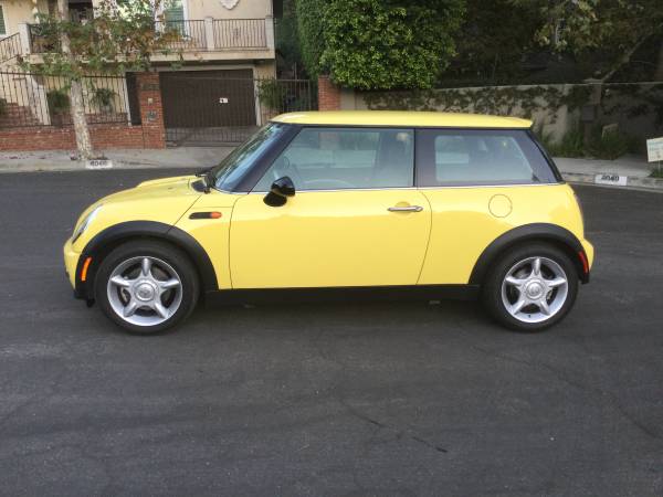 2002 BMW Mini Cooper 41K original miles - cars & trucks - by owner -... for sale in North Hollywood, CA – photo 2