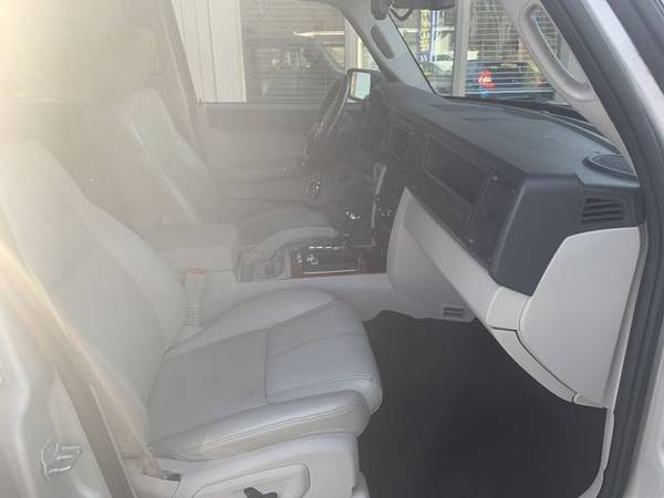 2007 Jeep Commander Limited Sport Utility 4D - - by for sale in Raytown, MO – photo 18